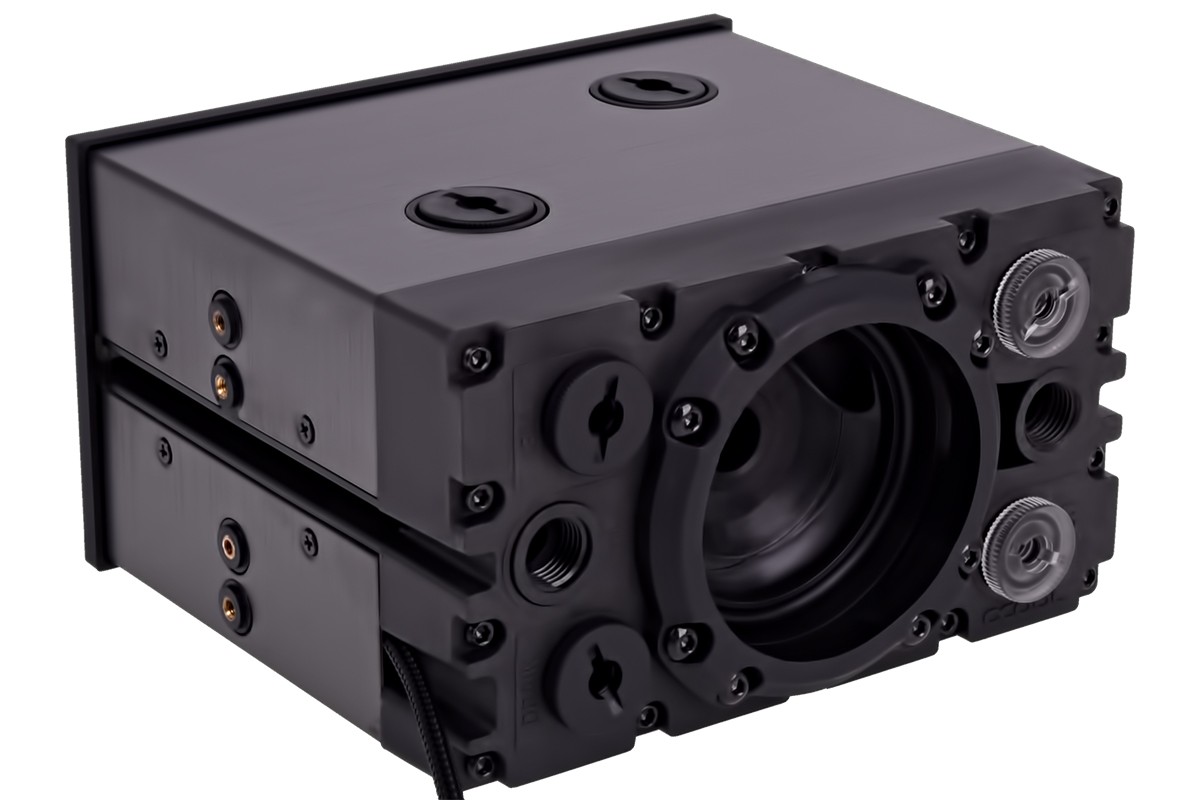 Alphacool Eisfach - Single Laing D5 - Dual 5,25 Bay Station